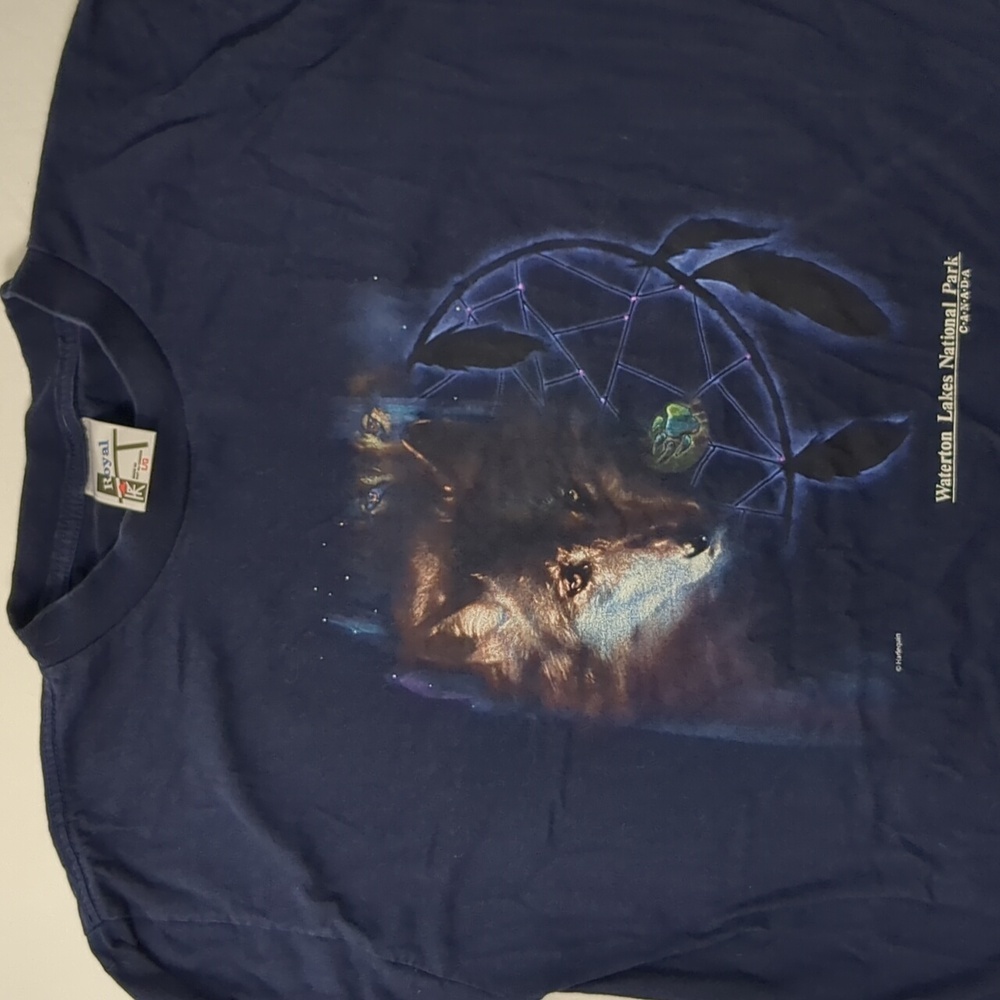 Vintage Wolf Graphic Tee Size Large